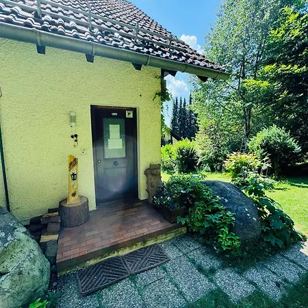 Apartment Haus-daxberg-idyllisch-gelegen-im-bayerischen-wald-ferienwohnung-mit-zimmer-kueche-bad Eppenschlag