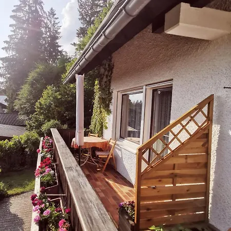 Haus-daxberg-idyllisch-gelegen-im-bayerischen-wald-ferienwohnung-mit-zimmer-kueche-bad * Eppenschlag