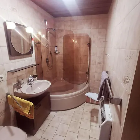 Haus Daxberg Idyllisch Gelegen Im Bayerischen Wald - Mit Küche Bad *